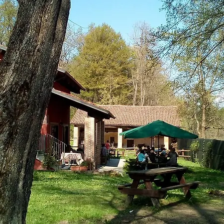 La Foresteria Dell'oasi Хостел