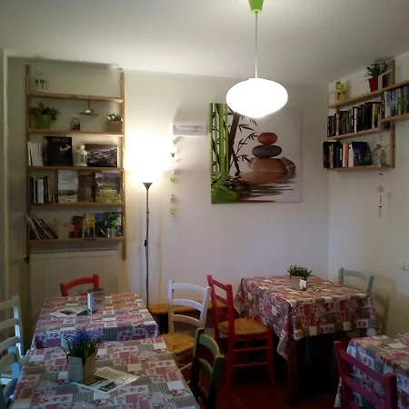 Hostel La Foresteria Dell'oasi