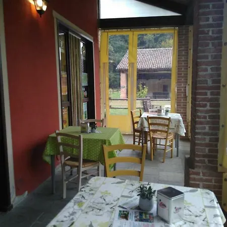 Vandrarhem La Foresteria Dell'oasi Morozzo